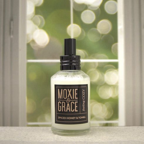 Spiced Honey & Tonka 4oz Room Spray by Moxie & Grace — a warm, indulgent blend of honey, tonka bean, cinnamon, clove, and vanilla